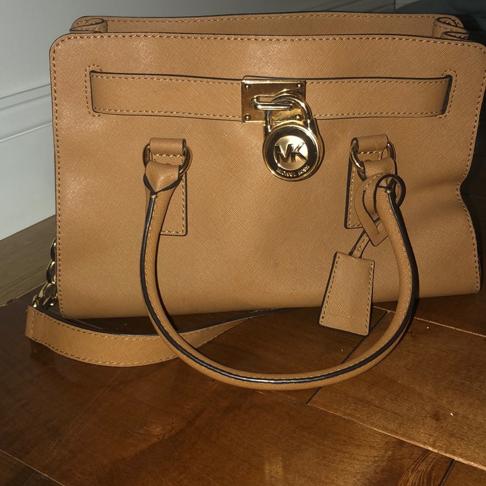 Micheal kors bag